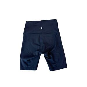Lululemon Wunder train biker shorts - size 4, 8" inseam